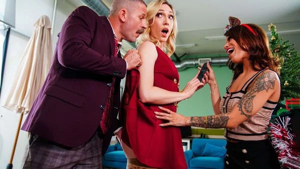 Brazzers – Lily Labeau – The Three Fucks Of Christmas – Part 1
