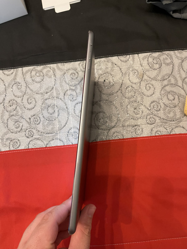 46C00CCB-C6C1-43F6-A2A9-402B45EDCE9A