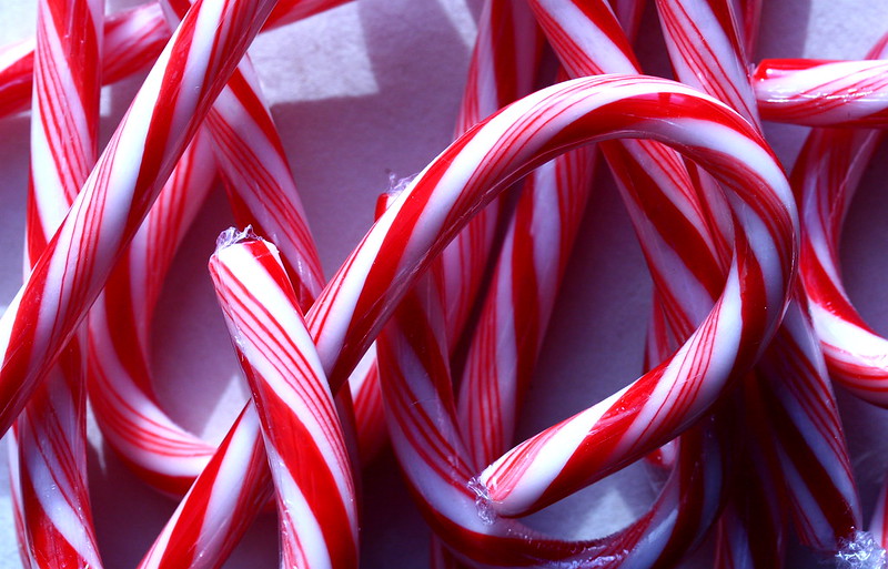 redcandycane.jpg