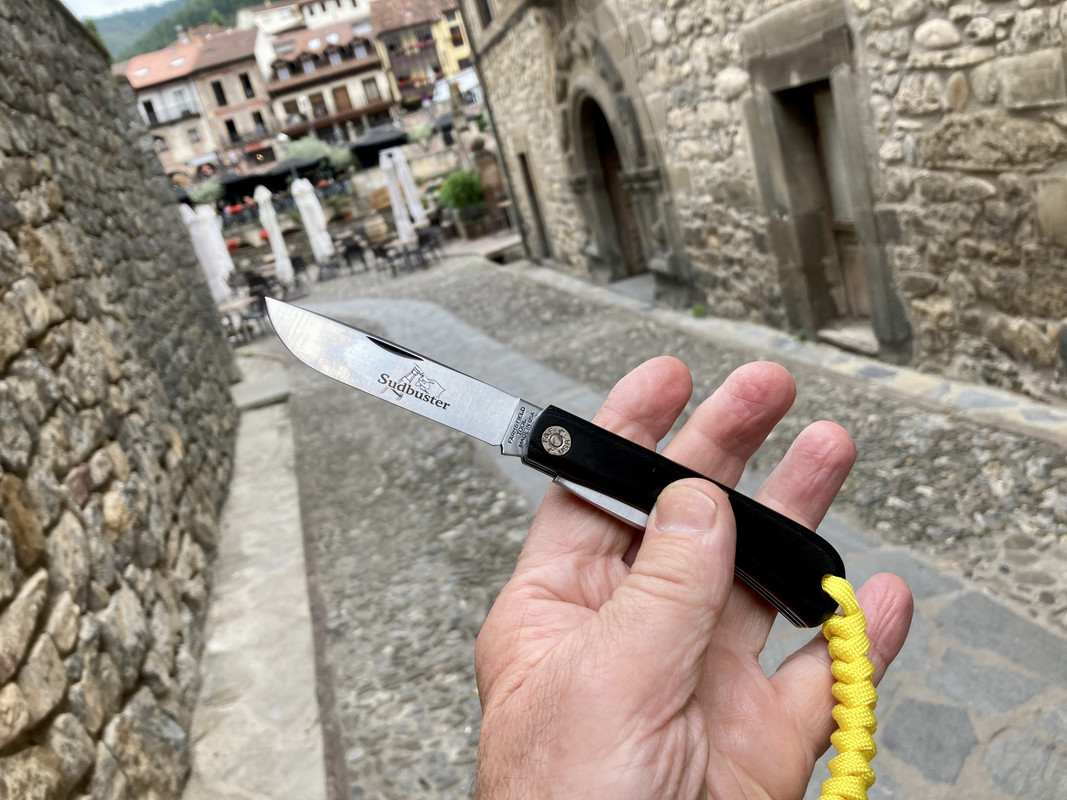 E1A2A730-F6B4-4009-81BB-1A7BA4ADD09C