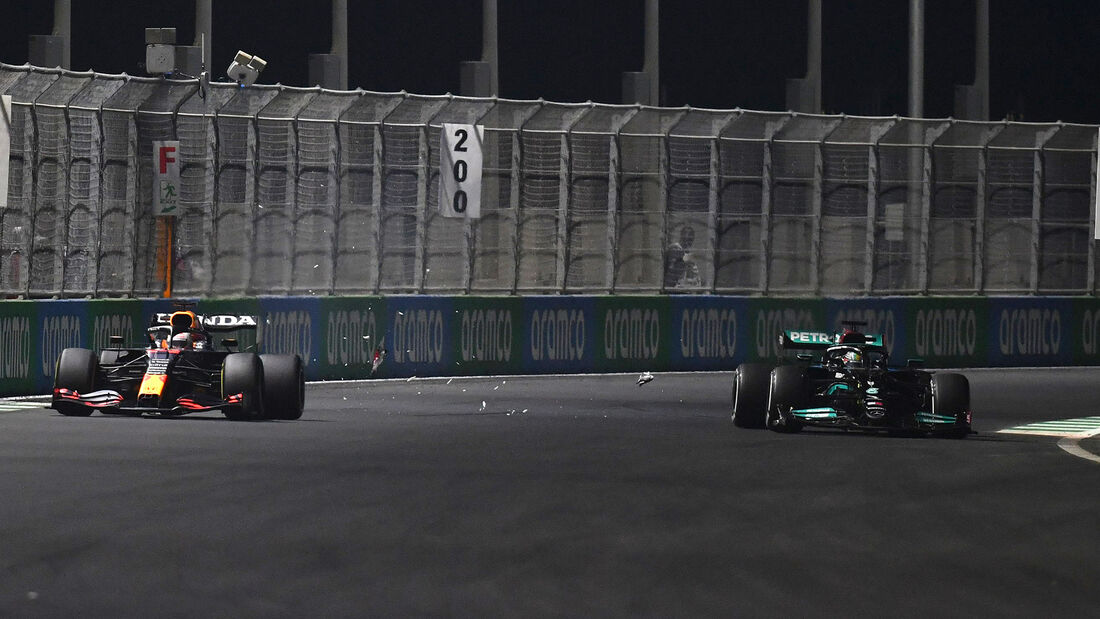 Verstappen-Hamilton-GP-Saudi-Arabien-2021-Jeddah-Rennen-169Gallery-f072f425-1856868