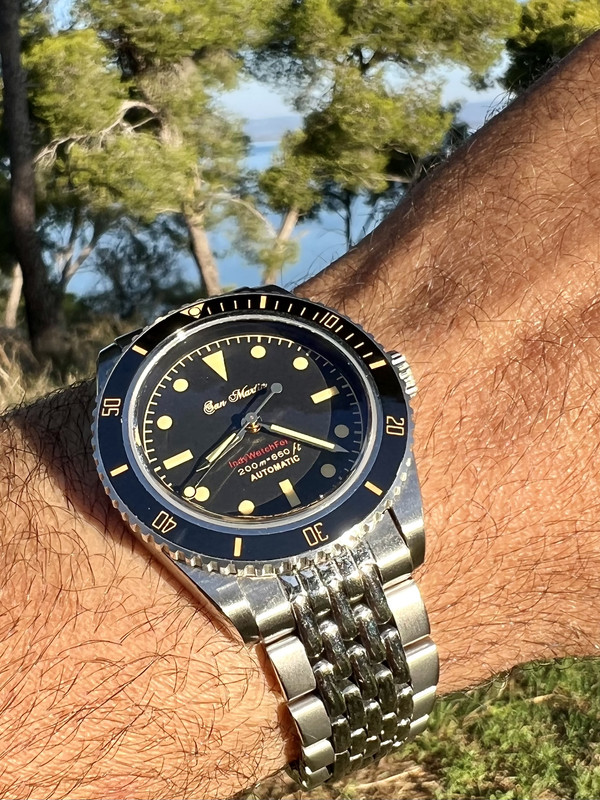 416958C6-0313-4AA8-AC37-5E4D6CD3CF90