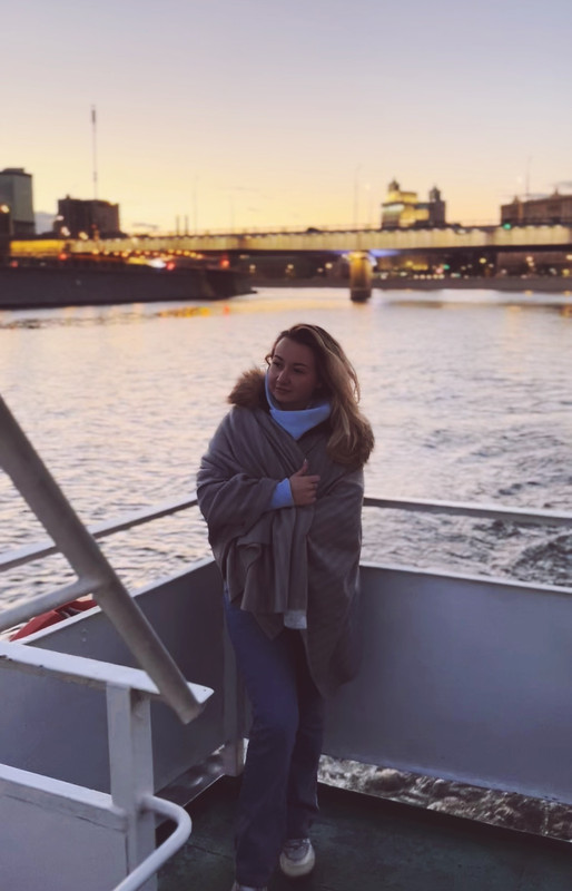 C8DB8BB2-B4DA-4F75-8AFC-73BD41107584