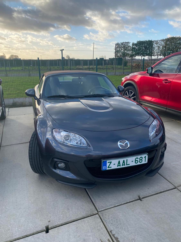 Mazda2.jpg
