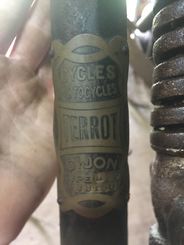 0BCBB7FE-8455-4693-950B-D701EC4BA95A