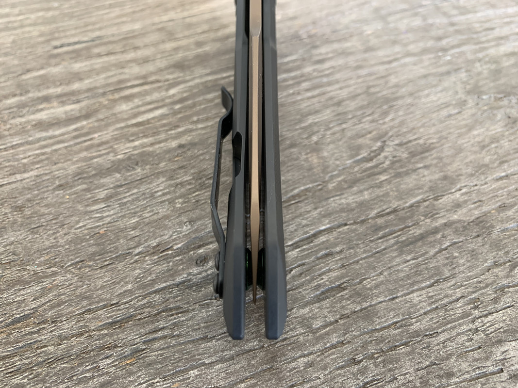 71BAB330-E631-460C-A05F-637C7C0055F5