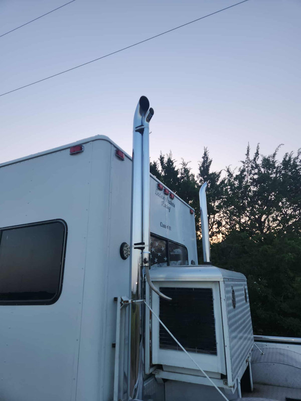 494357940_1751560359077280_1011518158951638988_n(1)