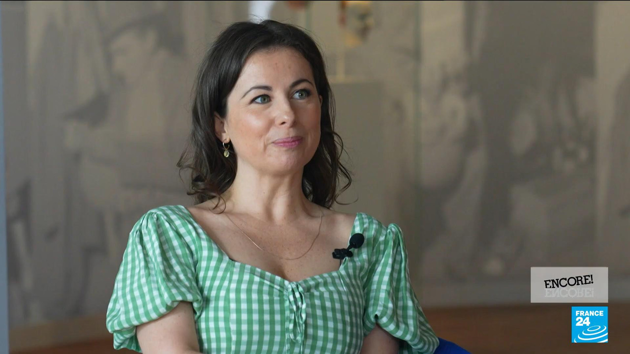 Jeff Koons on juxtaposing the ordinary with the opulent • FRANCE 24 English.mp4_snapshot_07.36_[2021
