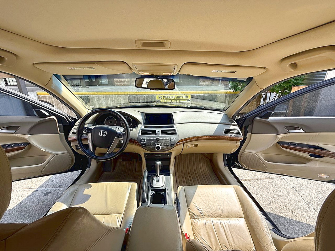 Vehicle thumbnail 13