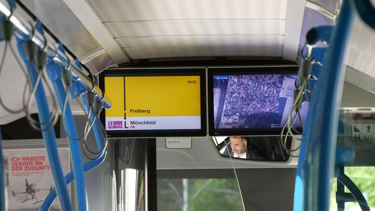 [Bild: 090625-095248-1b.jpg]