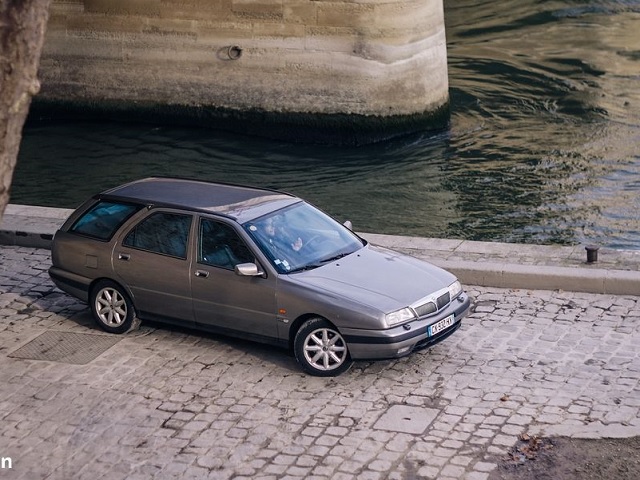 Lancia1.jpg