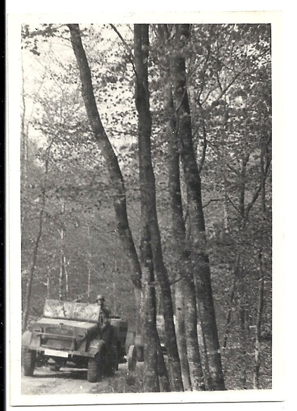 Orig.Foto Kübelwagen Wehrmacht fahrt durch Russi