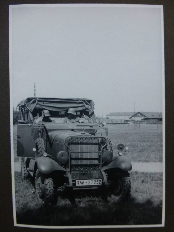 SdKfz LKW Mercedes Henschel Kübelwagen Camo
