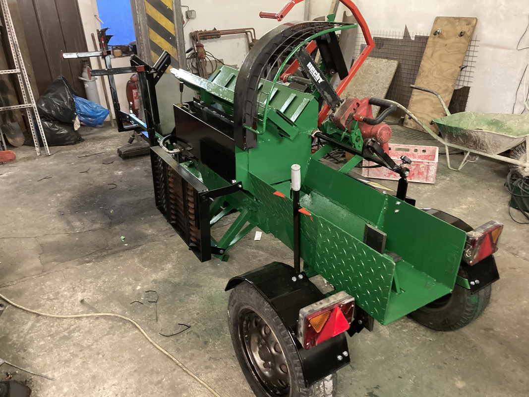 A44DC453-C55C-4D44-9647-A646A2E17629