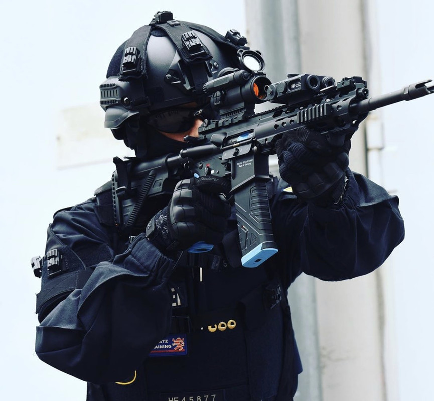 DA3B7040-40EC-4CFD-824E-9878F9B6A890