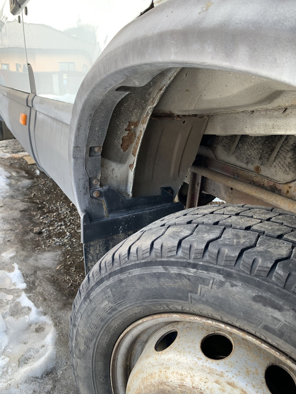 8BA4E35C-C6F9-4B25-9067-04616D49F67C