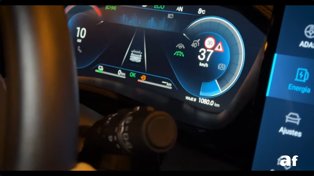 Screenshot-2024-11-17-at-23-40-37-8-BYD-Seal-U-DM-i-Bestia-eficiente-o-puro-marketing-1-080-km-al.png