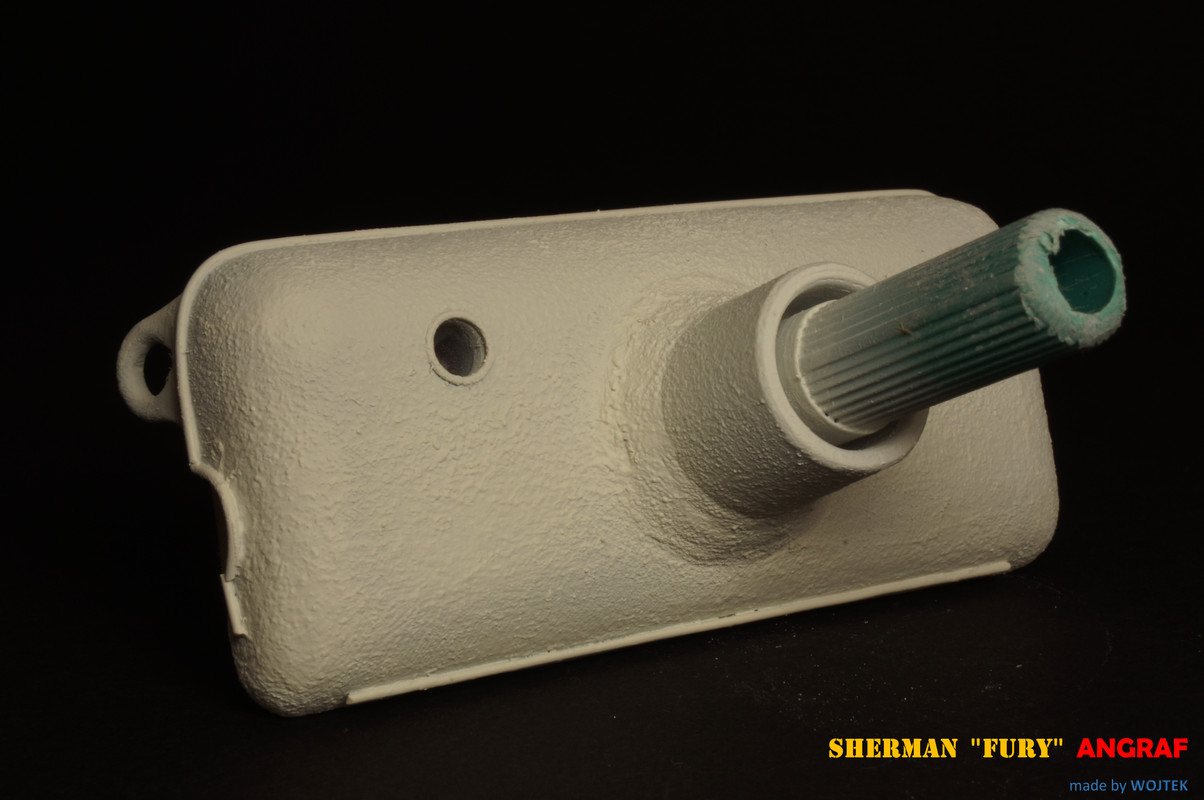 M4A3E8 SHERMAN  FURY 110