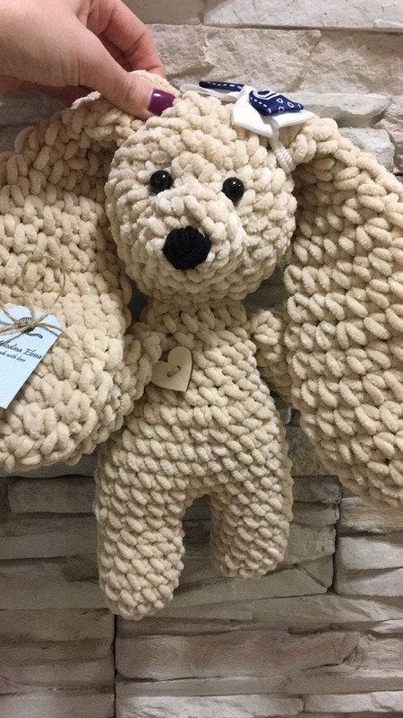 D0483B7C-A962-4226-9BD3-63299516EFF0