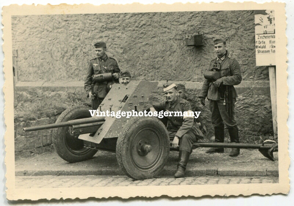 Foto deutsches Geschütz Artillerie 3,7cm PAK Panzer - Abwehr - Kanone