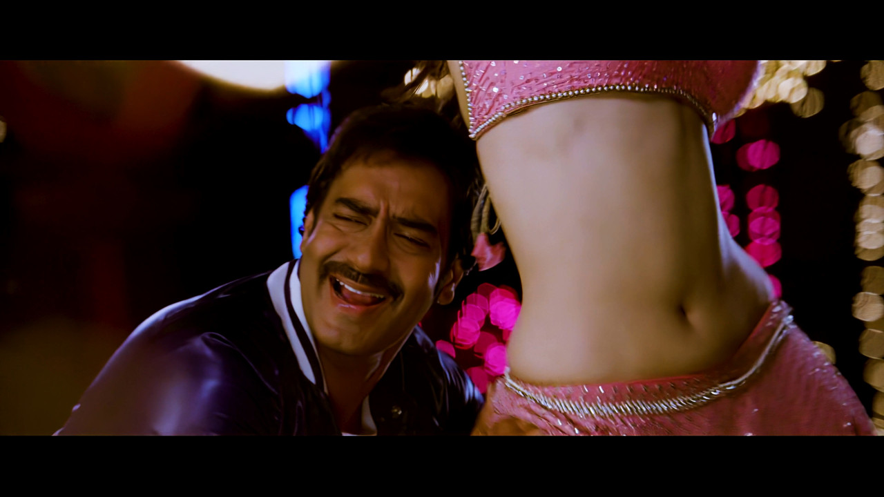 Tamanna Hot Song 03 From Himmatwala Taki O Taki 4K (Best Quality).mp4_snapshot_03.40_[2021.04.05_13.