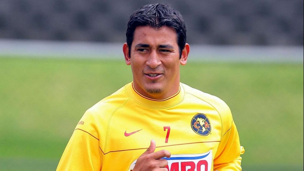 Guardan minuto de silencio en memoria de Alfredo Moreno en la final de la Liga MX