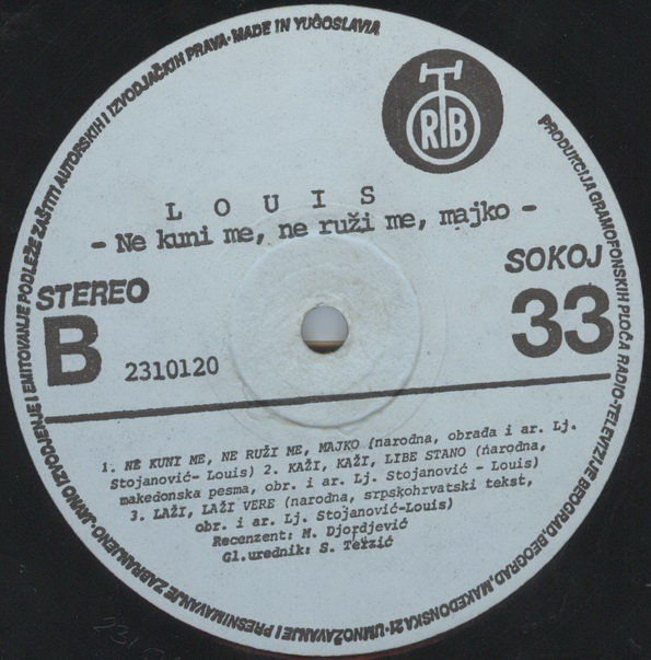 R-1821512-1245616618