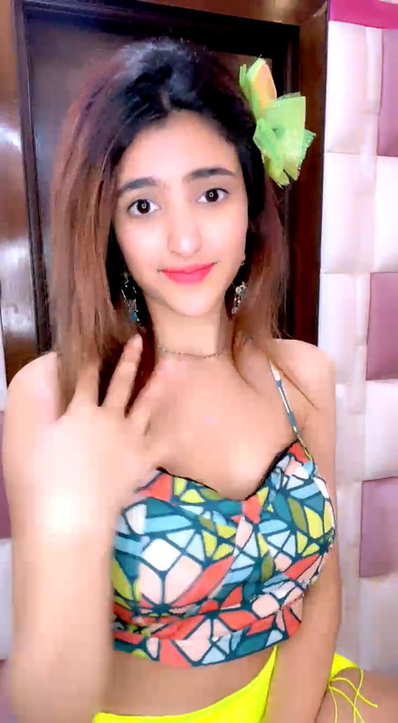 Sniggy Chops Latest Tango Live.mp4_snapshot_14.16_[2021.07.27_09.07.39]