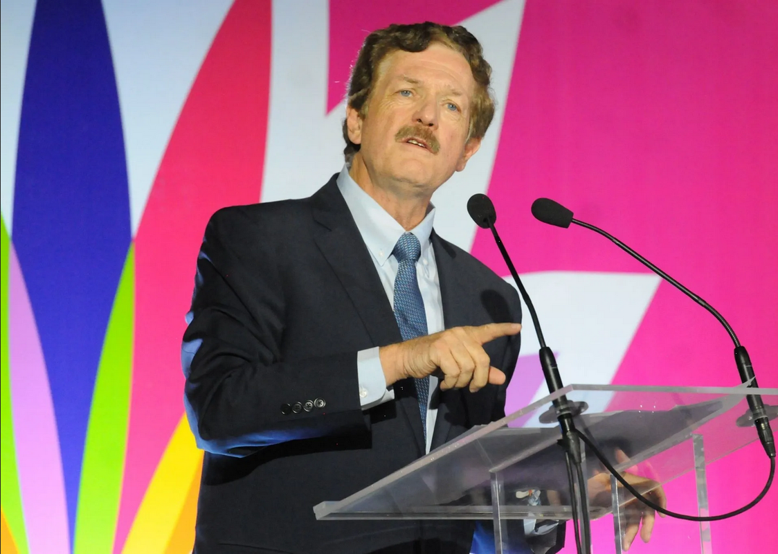 Juan Carlos Romero Hicks declina en favor de Xóchitl Gálvez