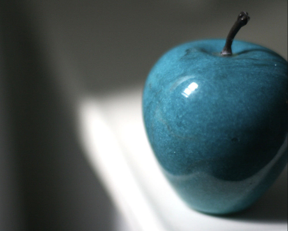 turquoiseapple.jpg