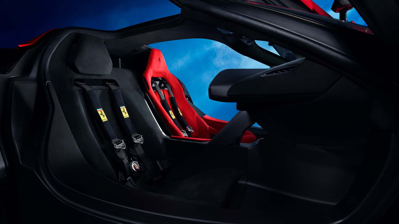ferrari-f80-3.jpg