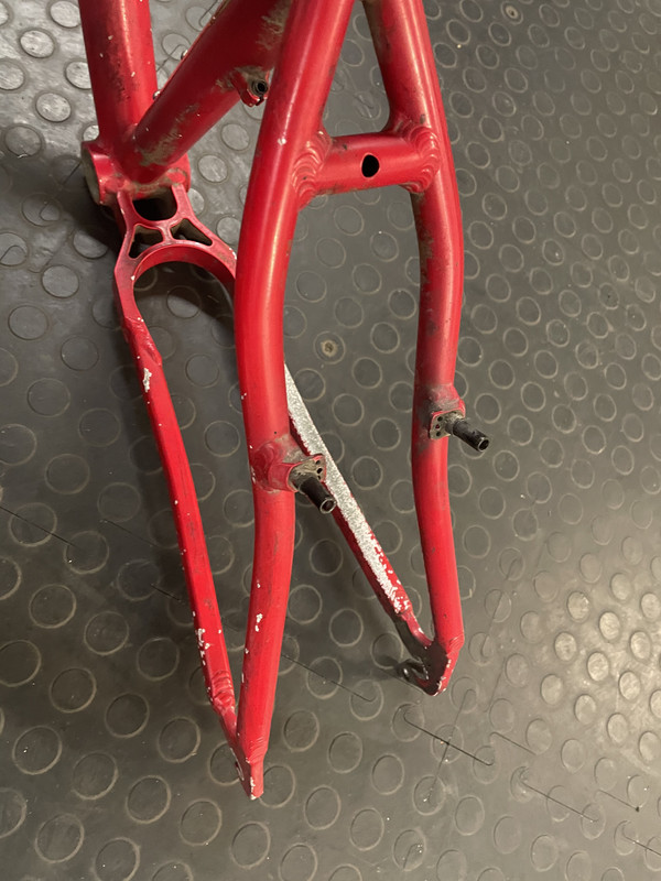 3A4DBFBC-1779-4C4B-BE6B-CD40D55513CE