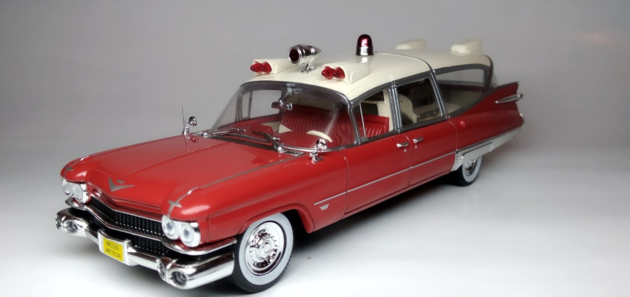 Superior-Cadillac Crown Royale Ambulance 1959 (2)