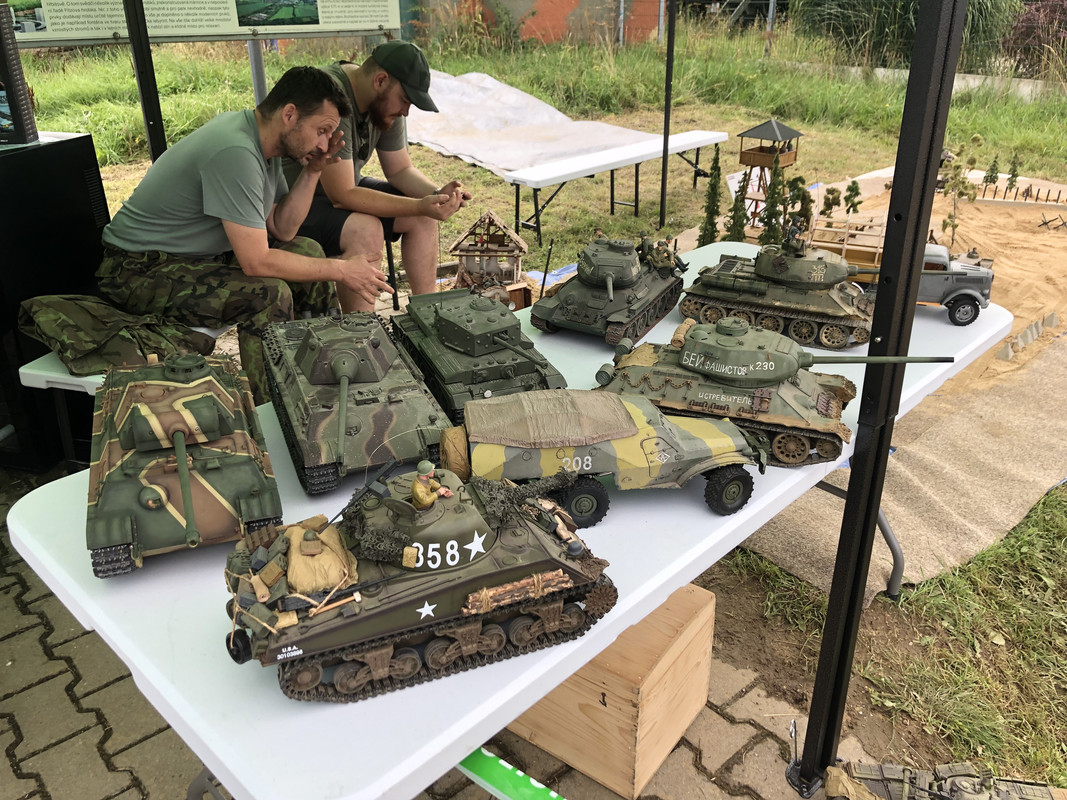 F16B3B7C-80AE-4E95-8F7B-6C3ED4626C6E