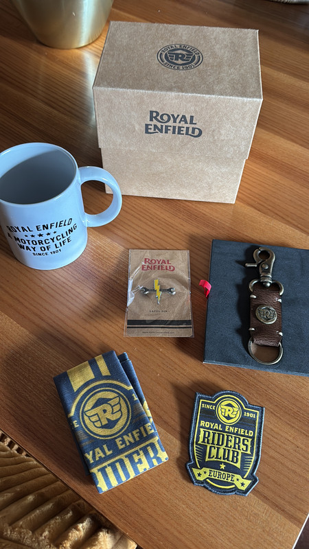 67CB49B7-043C-4C0F-A9E7-3B29B6FF57FE