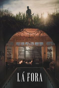 Lá Fora (2024) WEB-DL 1080p Dual Áudio