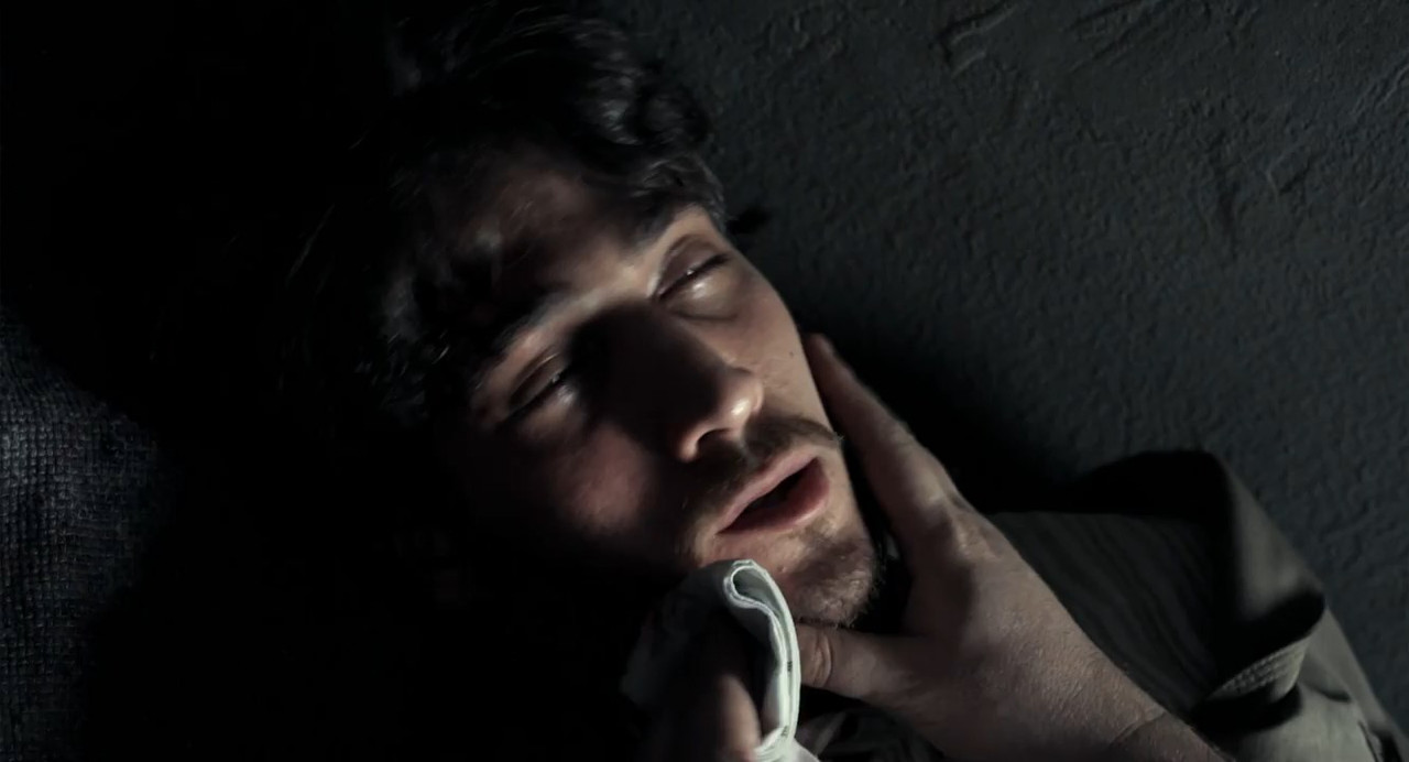 Cell 211 2009 BluRay [Hindi + Spanish] 480p, 720p ESub Screenshot