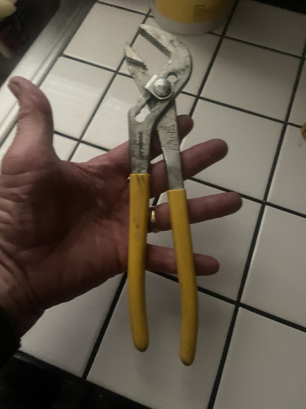 B49A173A-19BF-44DA-8A5B-04DD0F245FFF