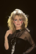 donna-mills-a33