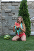 Marvel-Charm-Hanna-Watermelon-070
