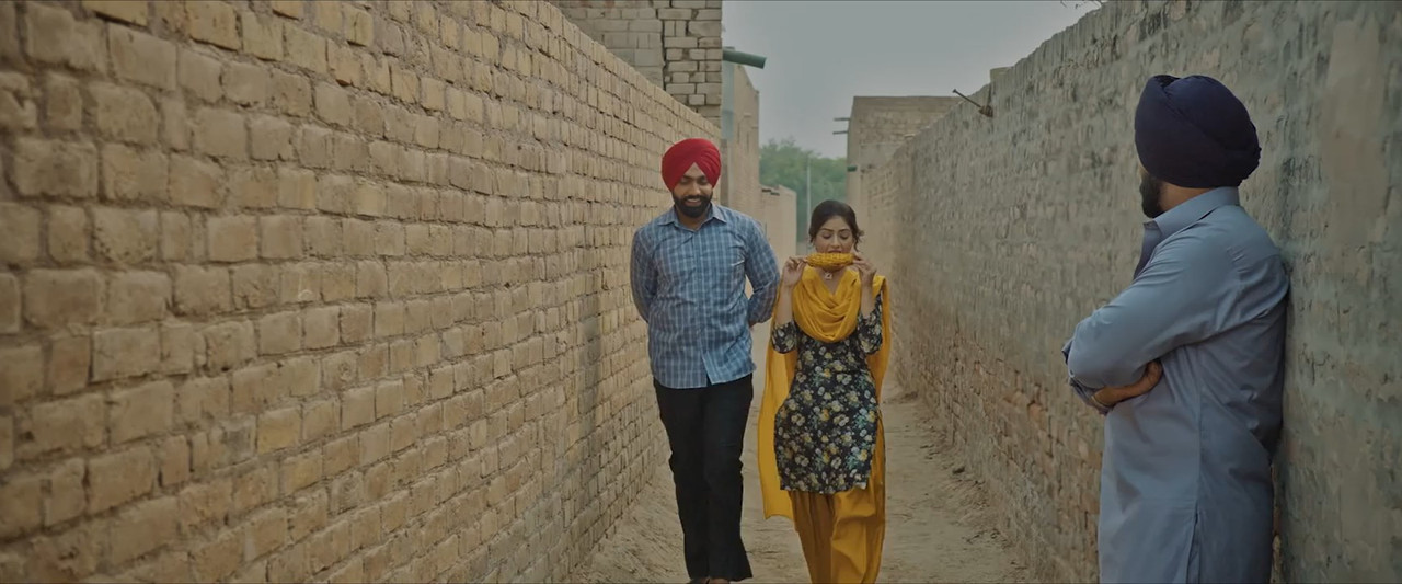 Sufna 2020 WebRip [Punjabi] 480p, 720p ESub Screenshot