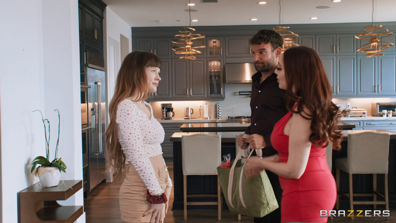 Nickey Huntsman Andi Avalon - neaking Around With The Sisters-In-Law - BRAZZERS.mp4.0000