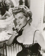 corinne-calvet-b19
