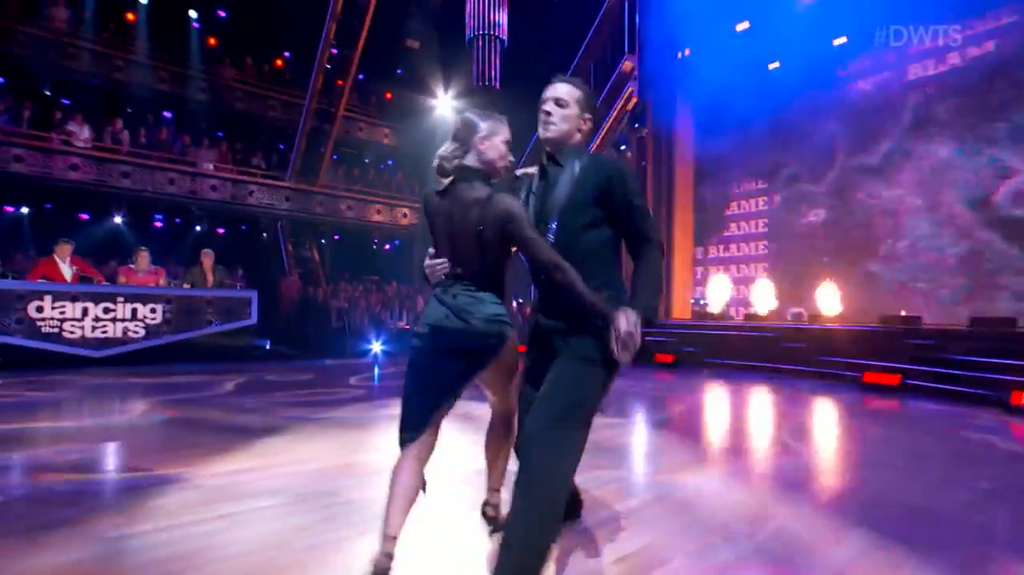 [Image: 2by35izcomj1.png]