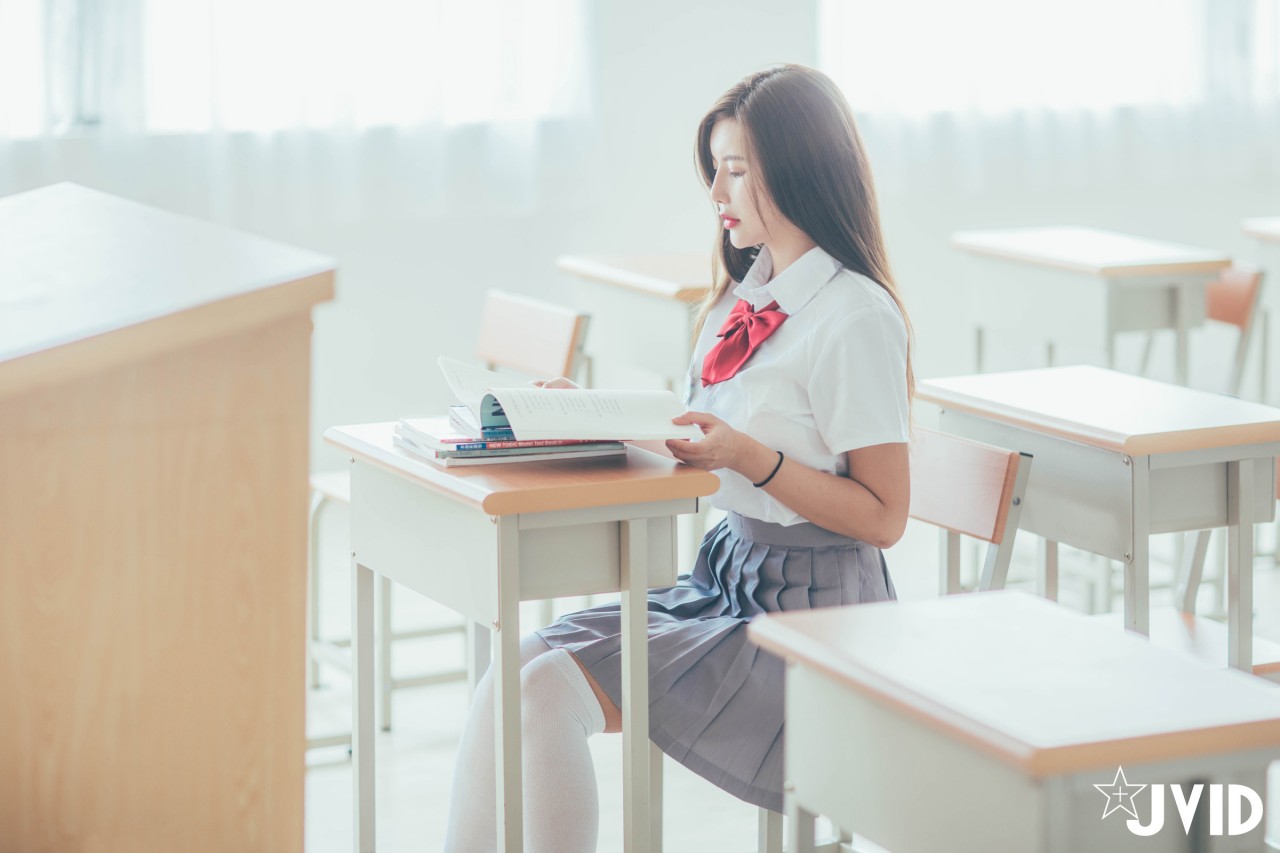 JVID木木森校园系写真，清新和活力气质妹子，千万男人的女神插图7