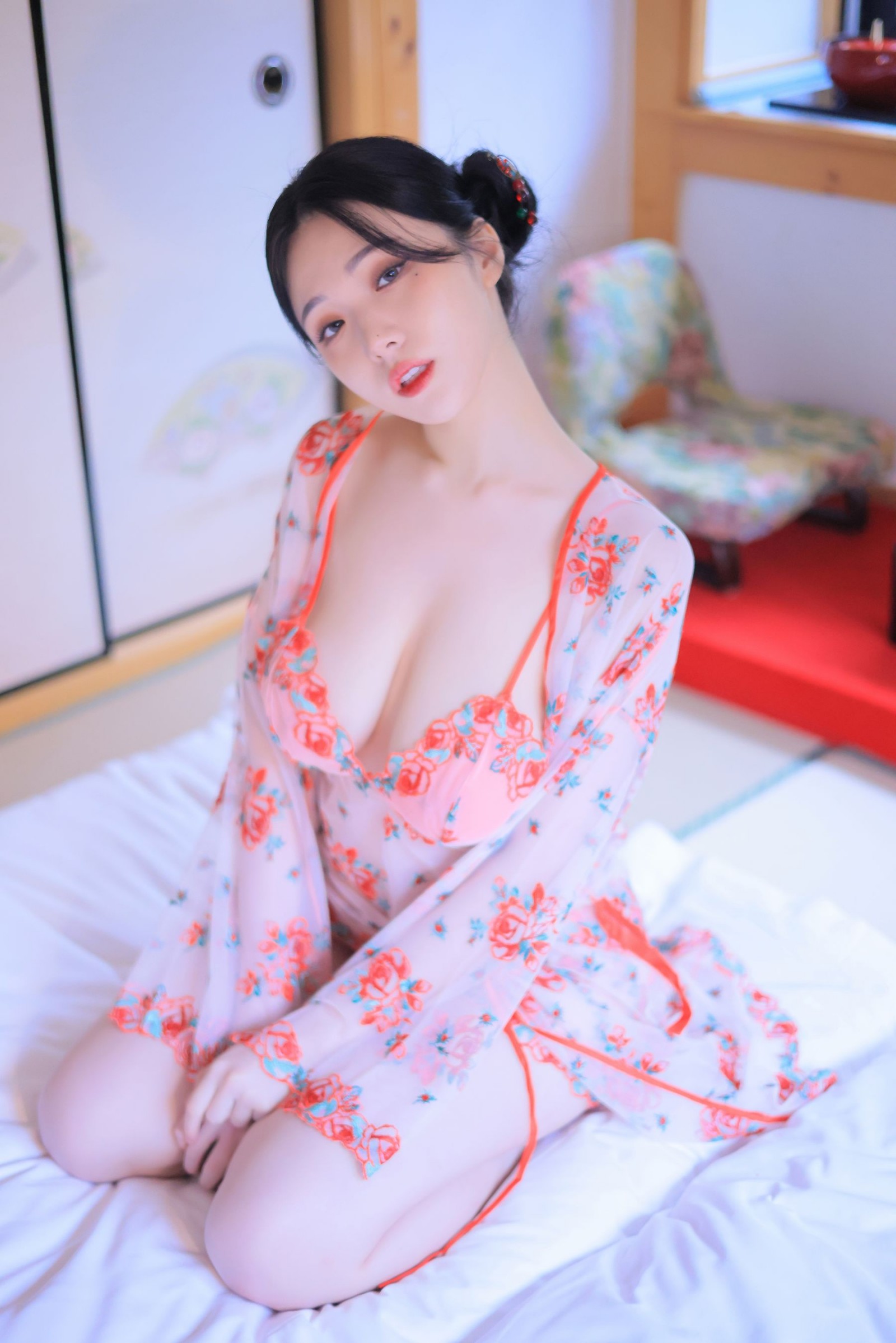 李妍雨YeonWoo写真视频，及写真作品欣赏插图4