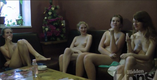 [Image: Voyeur8855141908.jpg]