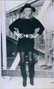 Britt-Ekland-mc83