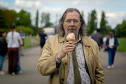 gary-oldman-slow-horses-26