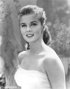 Ann-Margret-md86